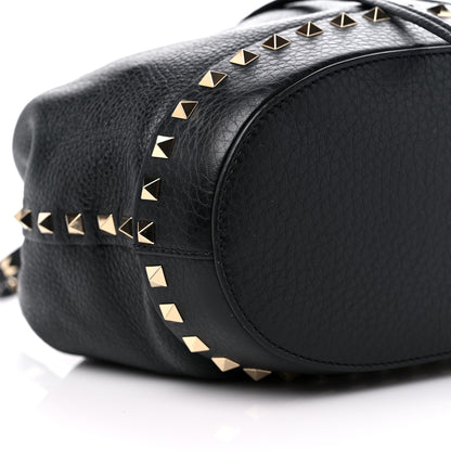 Valentino Garavani Pebbled Calfskin Small Rockstud Bucket Bag Black 7 of 8