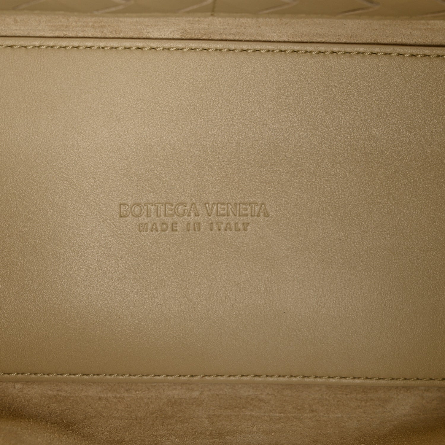 Bottega Veneta Silky Calfskin Medium Andiamo Shoulder Bag Light Butterscotch 6 of 9