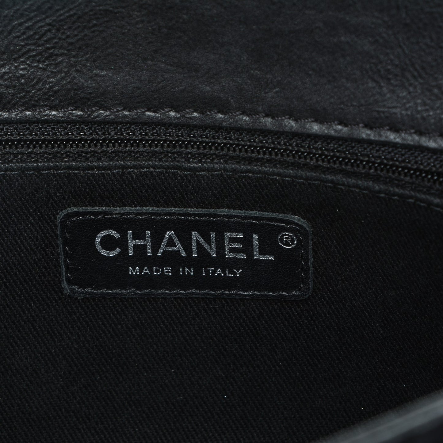 Calfskin Quilted Large Hamptons Flap Black
