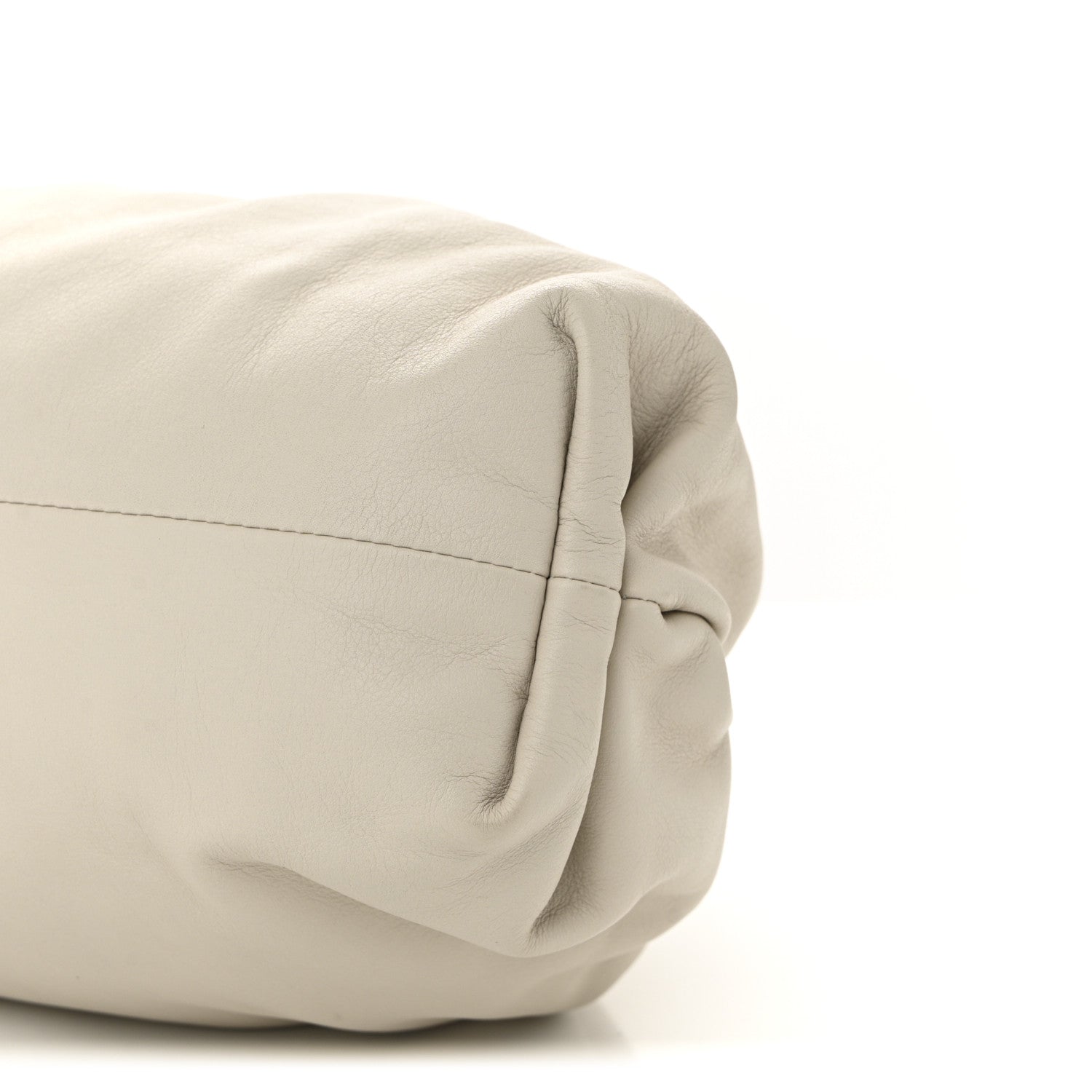 Bottega Veneta Smooth Butter Calf The Pouch Oversized Clutch Plaster 10 of 10