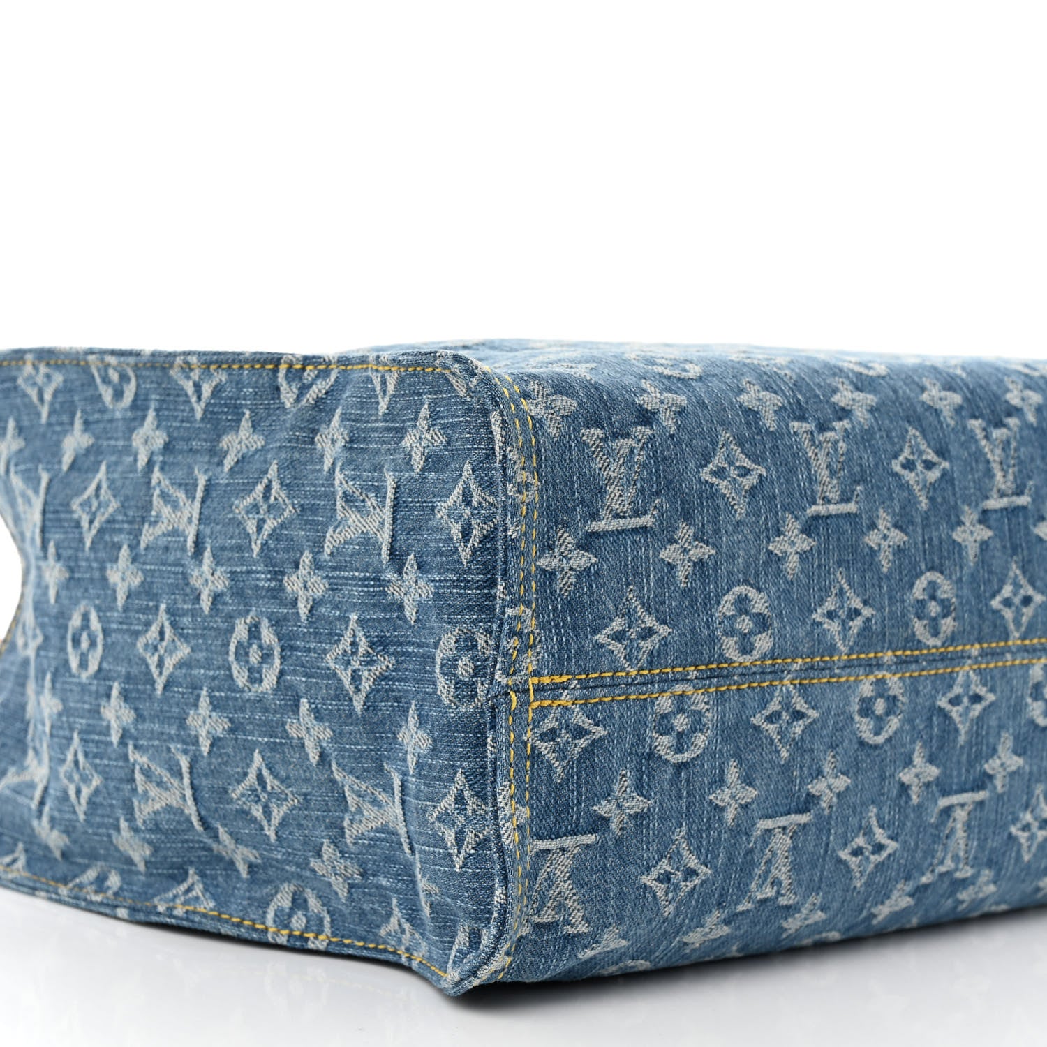 Louis Vuitton Monogram Denim Onthego MM Blue 8 of 9