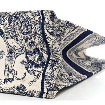 Christian Dior Canvas Embroidered Large Dioriviera Toile De Jouy Book Tote Blue 19 of 27
