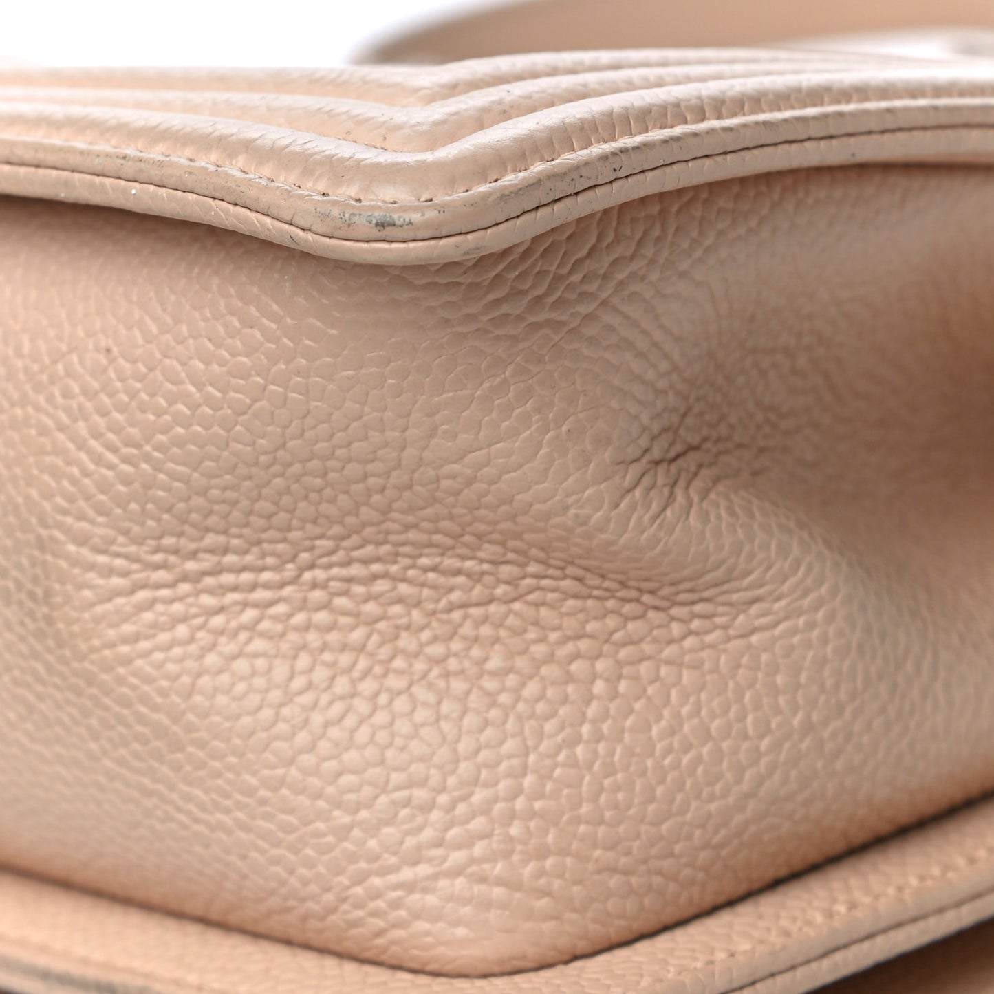 Caviar Quilted Medium Boy Flap Beige