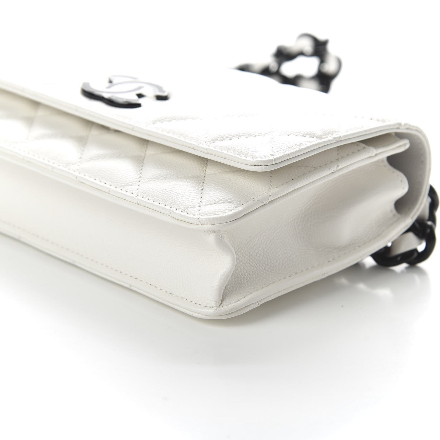 Caviar Quilted My Everything Wallet On Chain WOC White