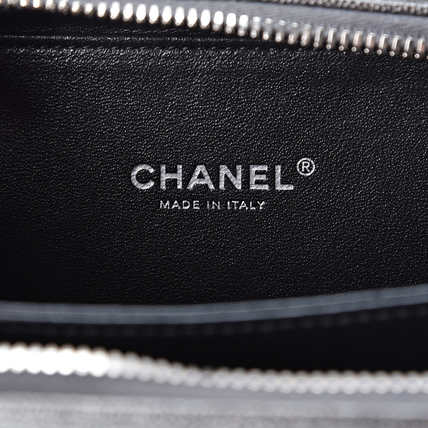Chanel Caviar Quilted Small CC Filigree Vanity Case Dark Silver 5 of 9