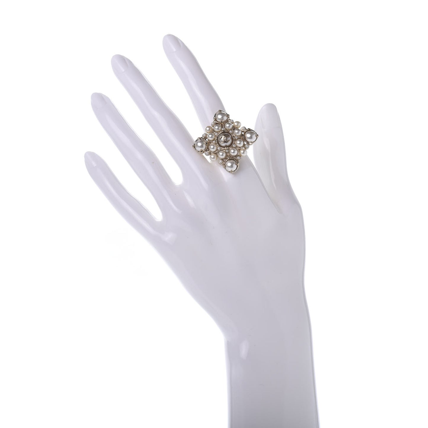 Pearl CC Ring 6.75 Light Gold