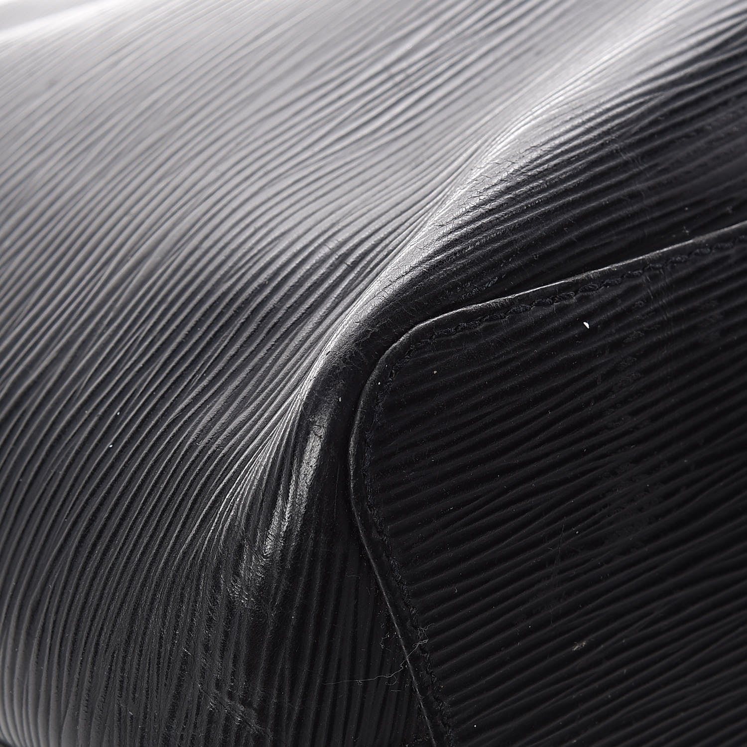 Louis Vuitton Epi Mandara MM Black 15 of 23