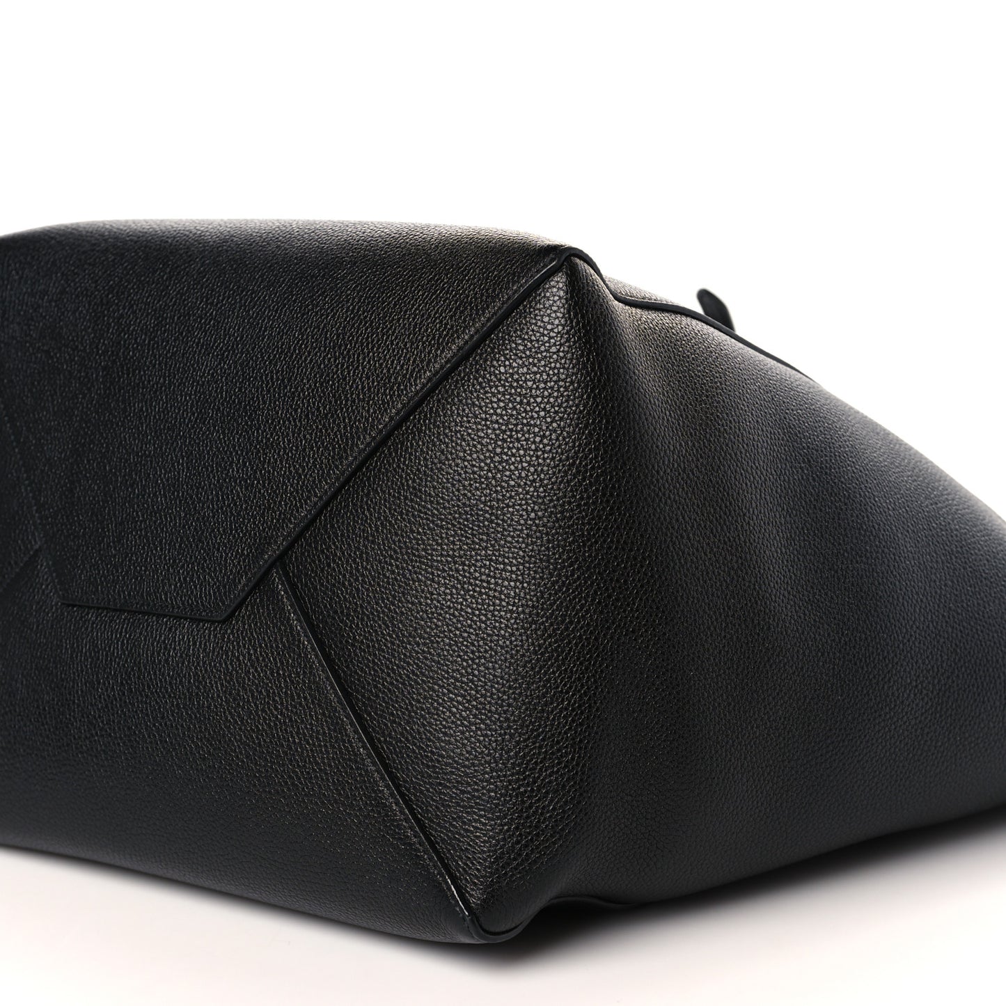 Soft Grained Calfskin Medium Belt Cabas Phantom Black