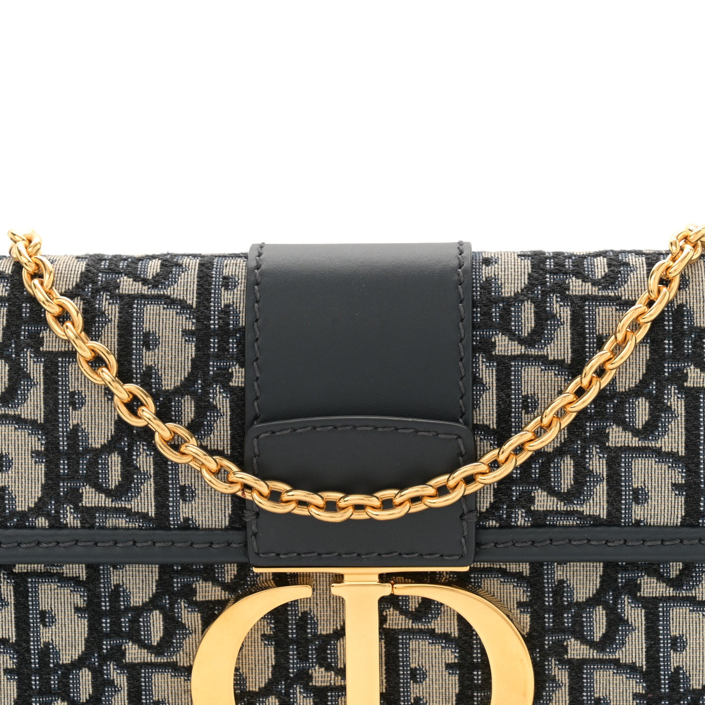 Oblique 30 Montaigne Chain Pouch Blue