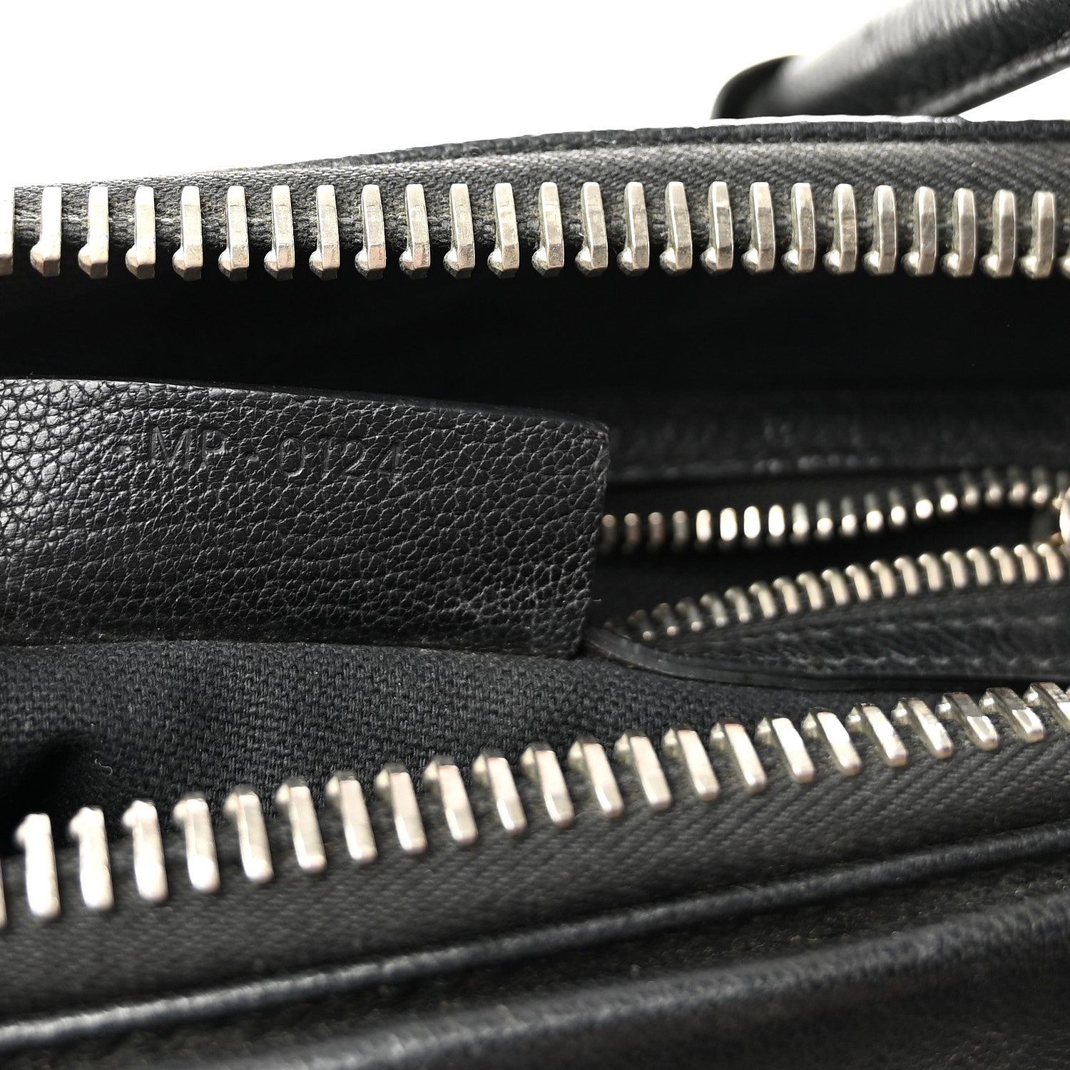 Givenchy Sugar Goatskin Medium Antigona Black 7 of 10