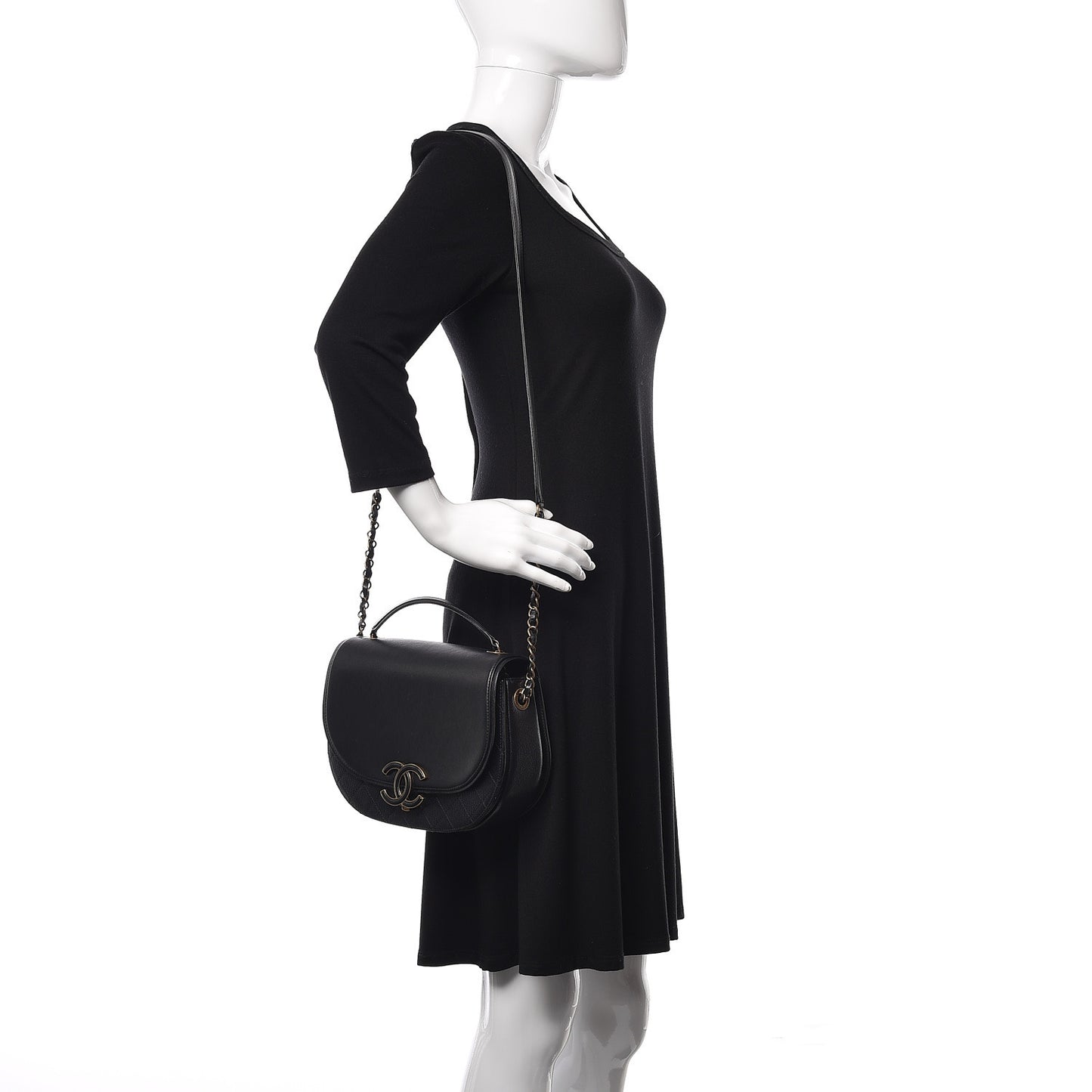 Shiny Calfskin Goatskin Quilted Medium Coco Curve Messenger Flap Black