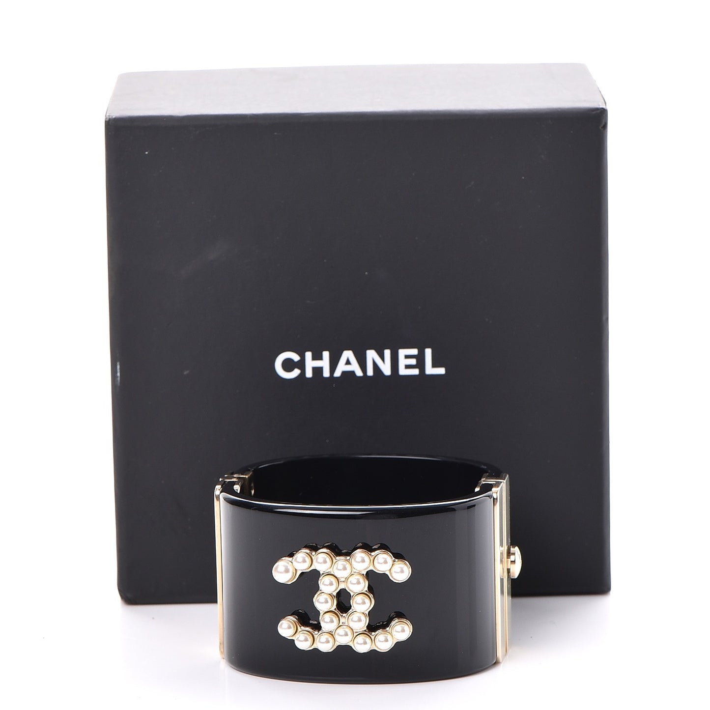 Resin Pearl CC Cuff Black
