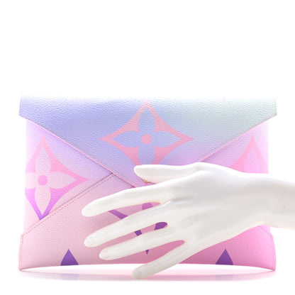 Louis Vuitton Monogram Giant Spring in the City Kirigami Pochette Set Sunrise Pastel Midnight Fuchsia Sunset Kaki 2 of 11