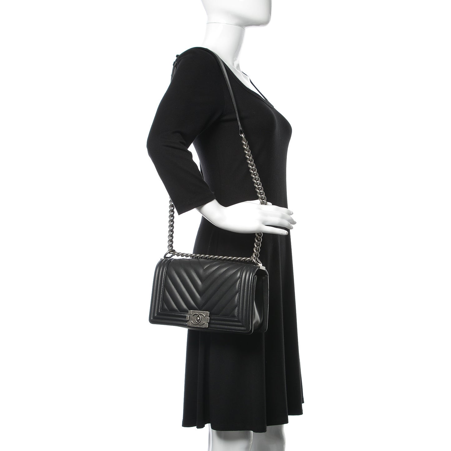 Lambskin Chevron Medium Boy Flap Black