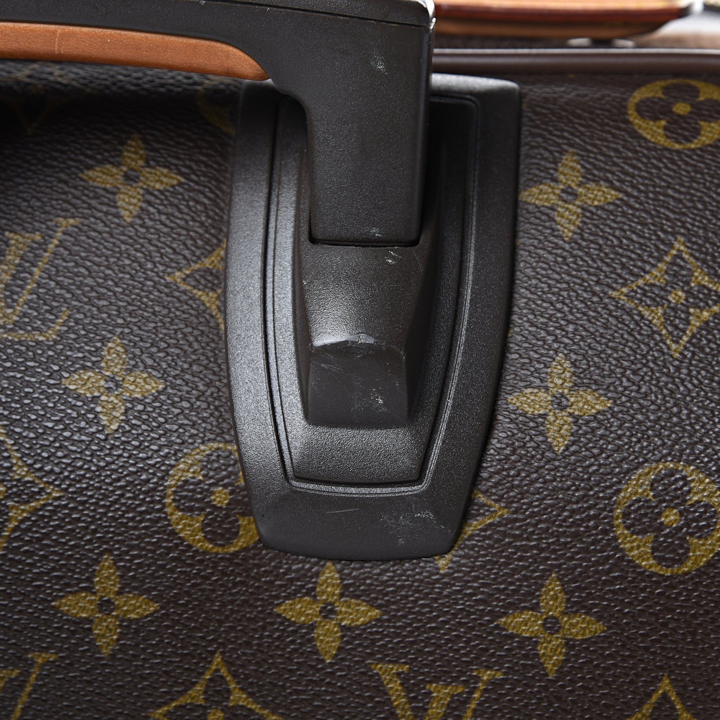 Monogram Pegase 60