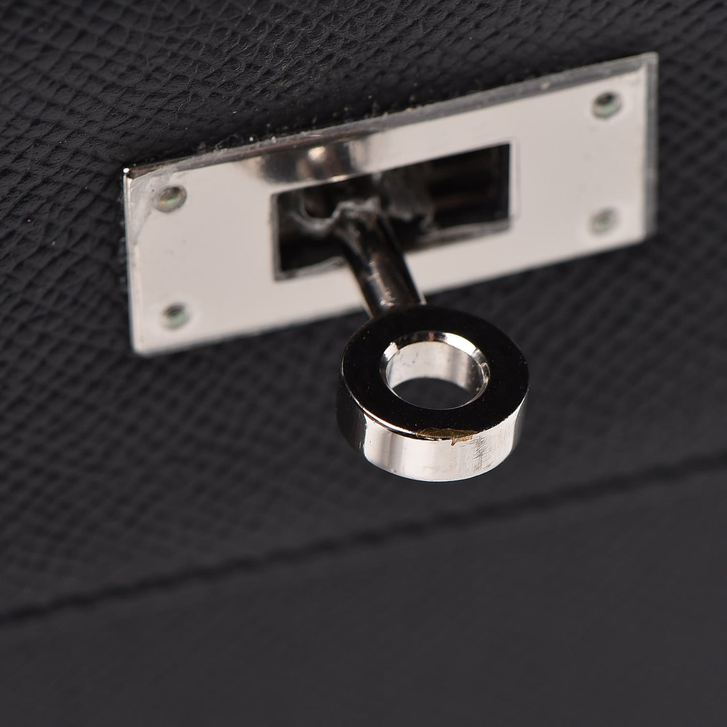 Epsom Kelly Sellier 32 Black