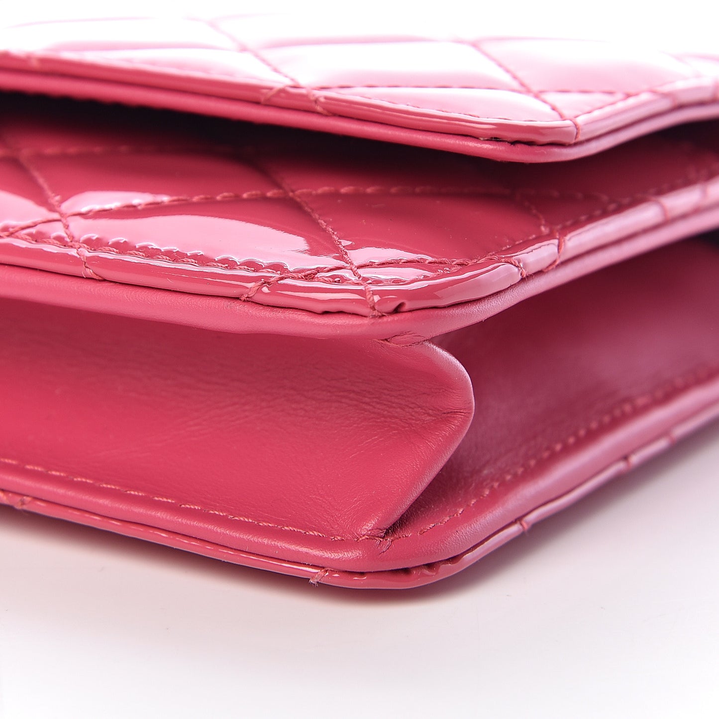 Patent Quilted Wallet On Chain WOC Pink