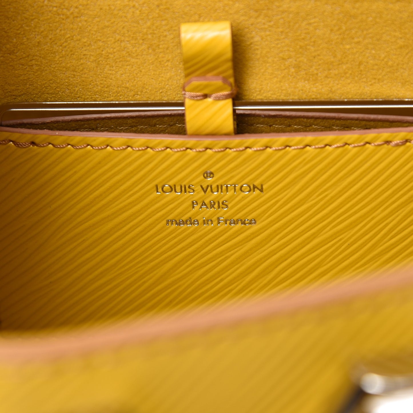 Epi Twist Shoulder Bag PM Jonquille