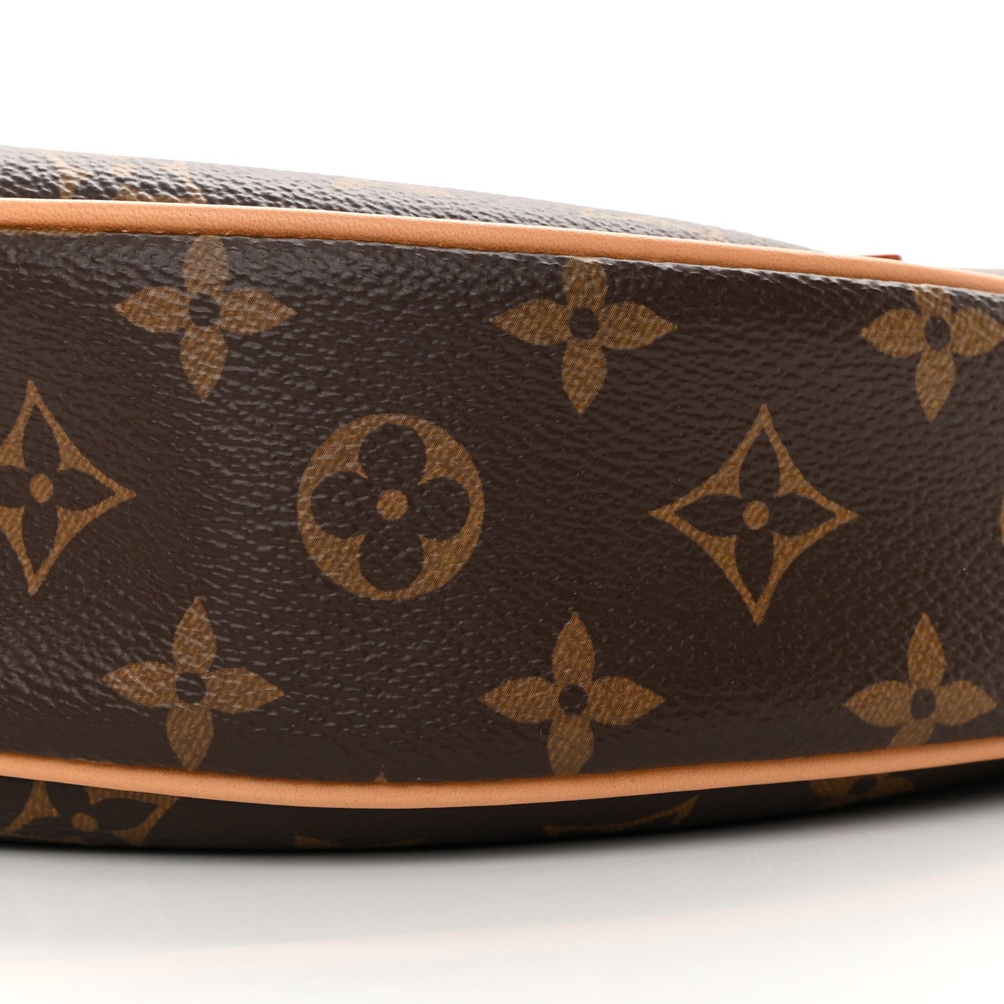 Monogram Loop