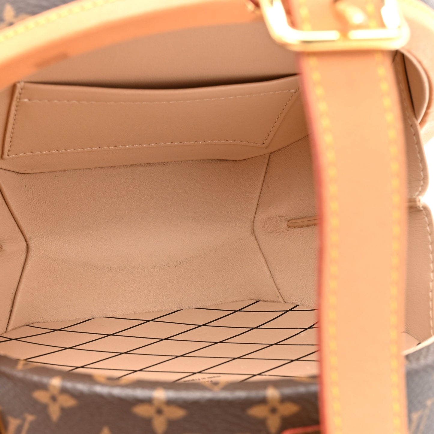 Monogram Petite Boite Chapeau