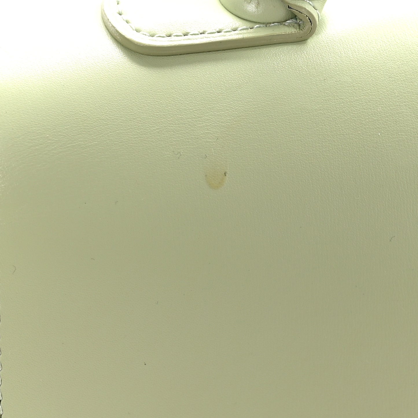 Box Calfskin Mirage MM Brillant Satchel Amande Ivory