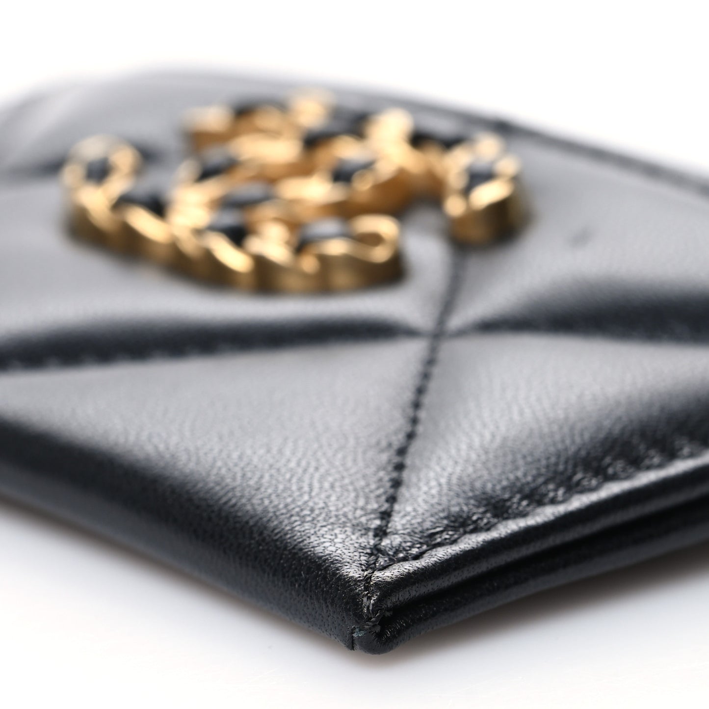 Lambskin Quilted Chanel 19 Card Holder Black