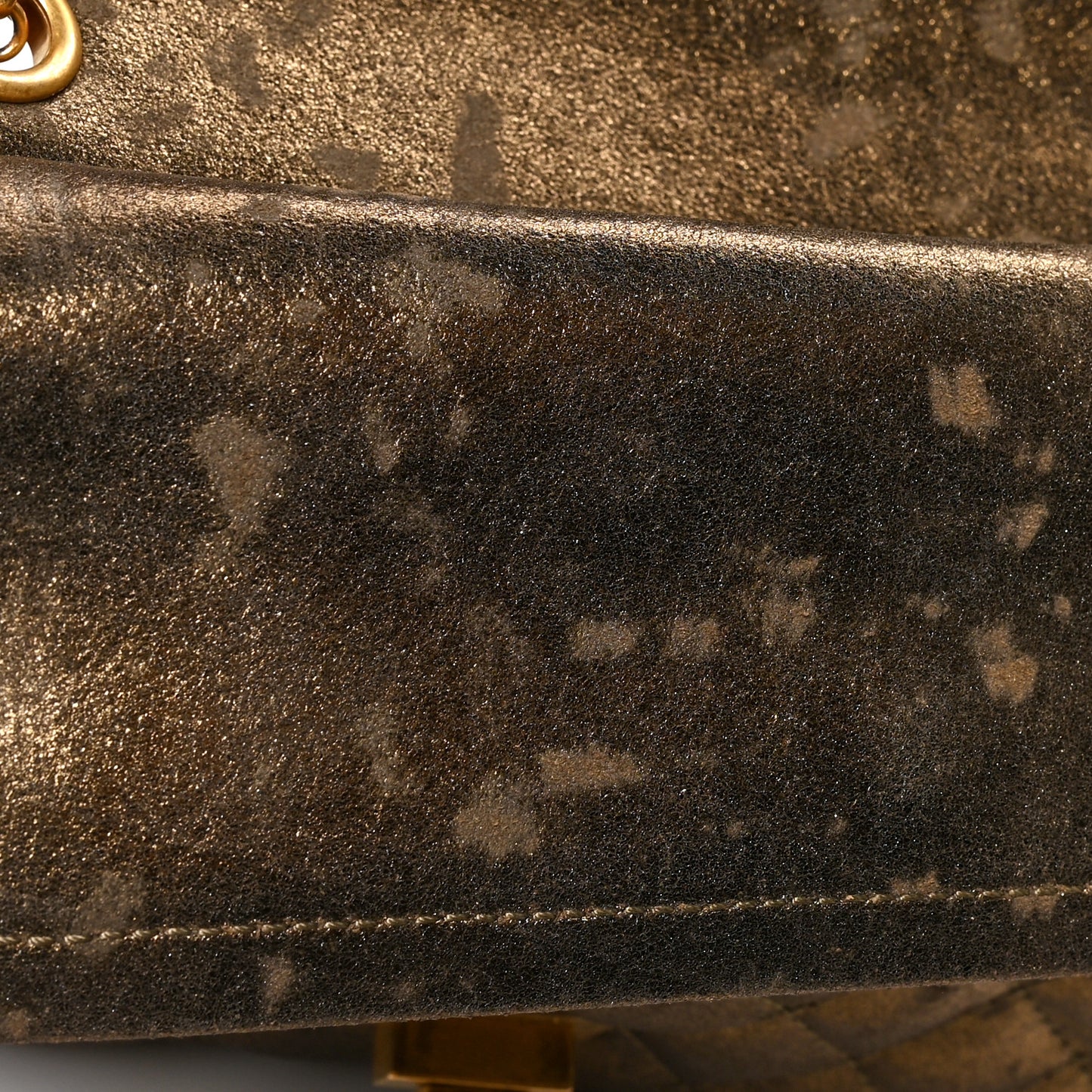 Iridescent Calfskin Quilted 2.55 Reissue 225 Flap Gold