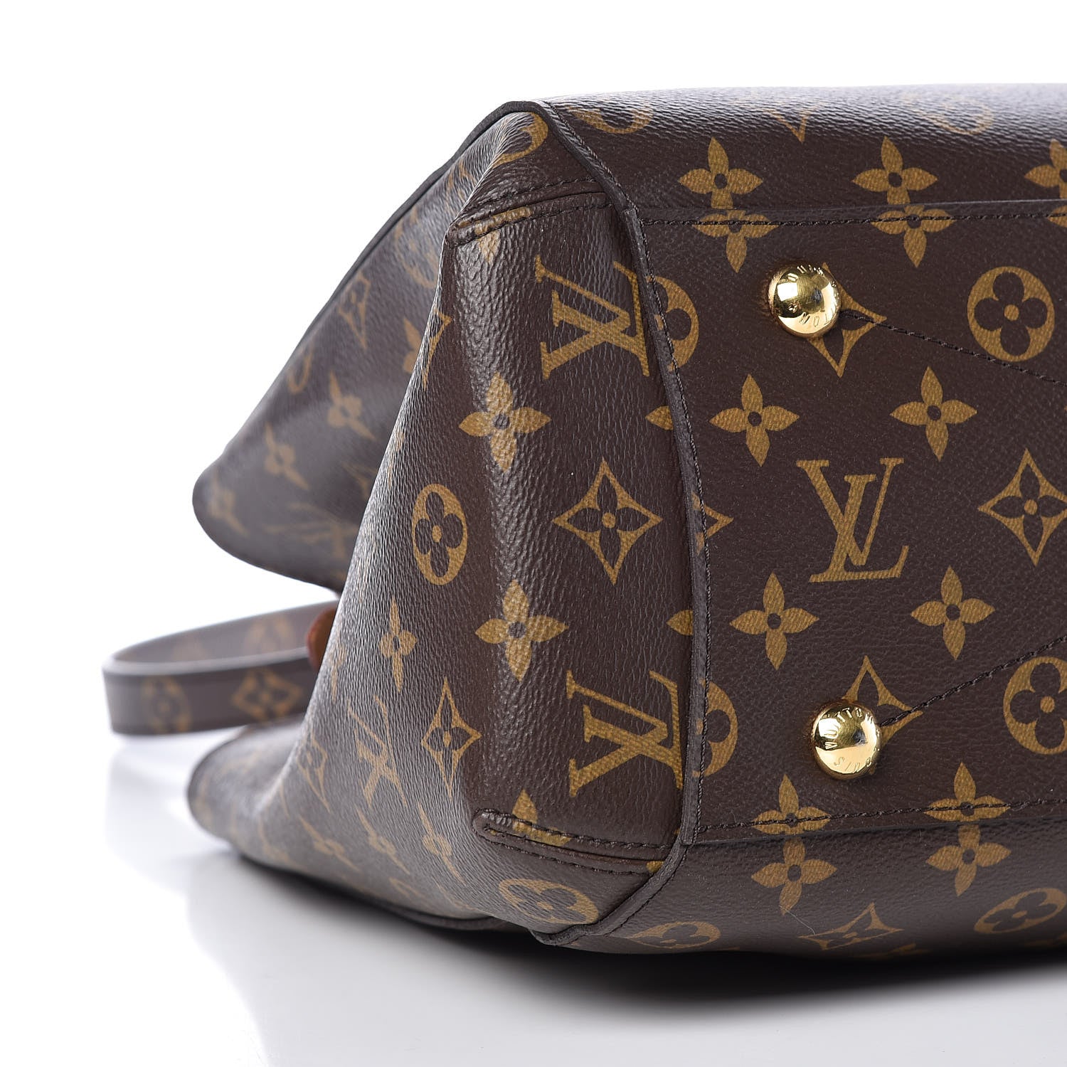 Louis Vuitton Monogram Montaigne GM 8 of 9