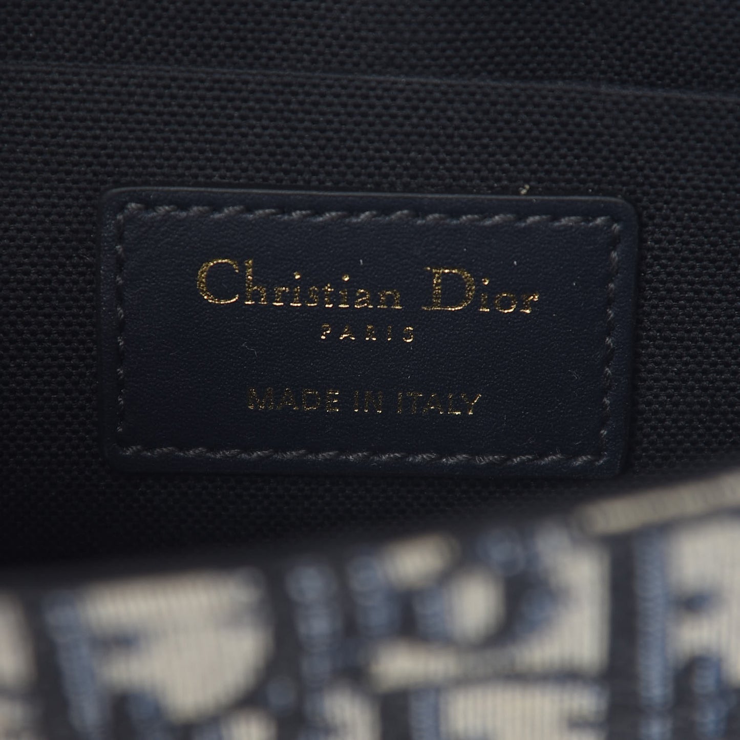 Oblique 30 Montaigne Box Bag Blue