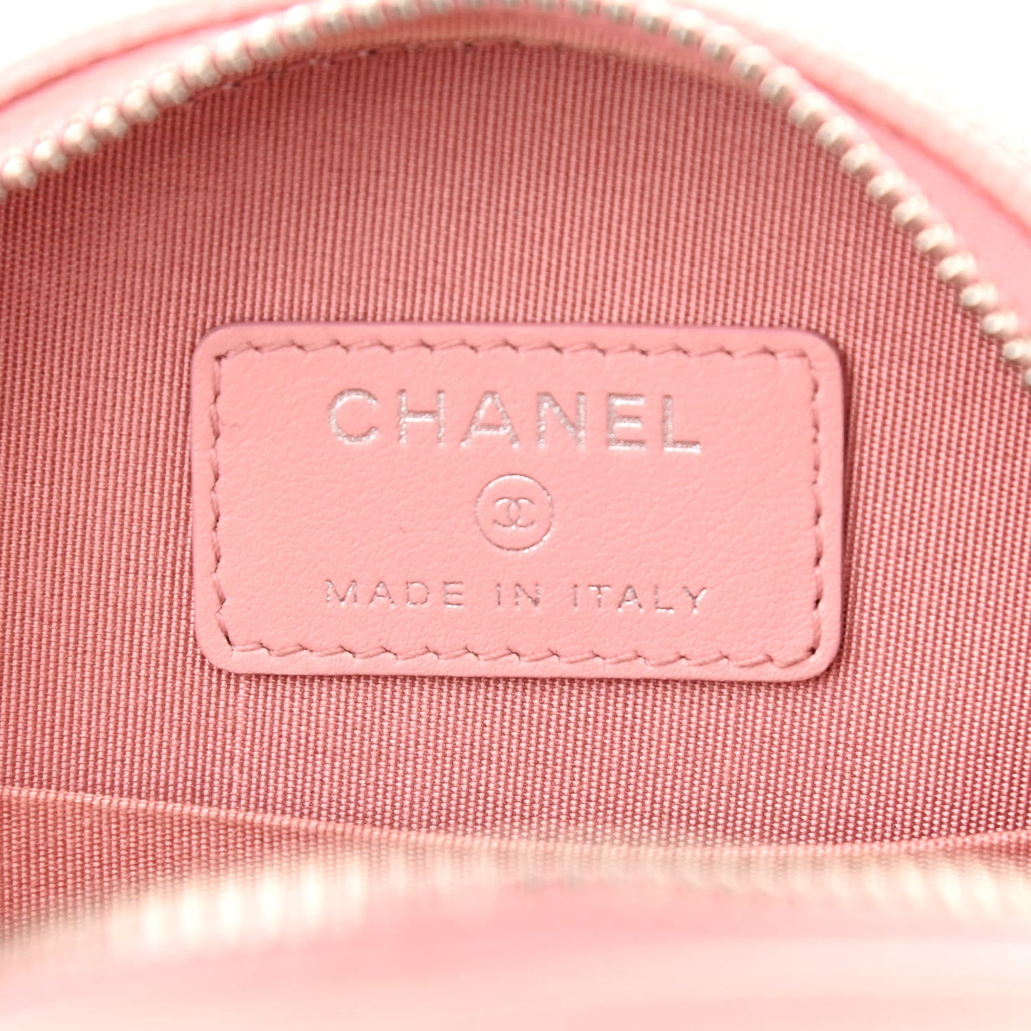 Caviar Quilted Filigree Round Clutch With Chain Pink White