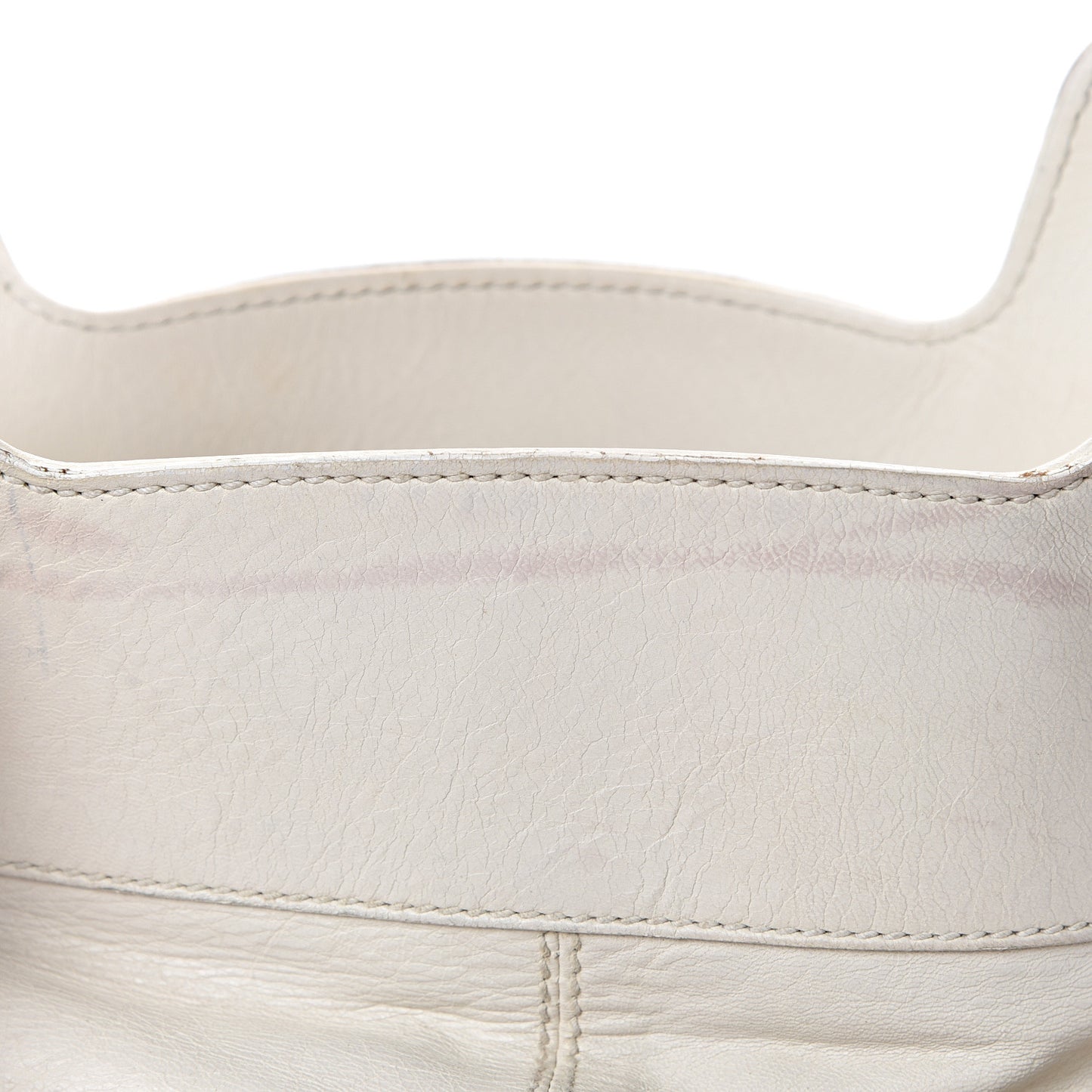 Agneau Giant 21 Silver Hardware Slim Hobo