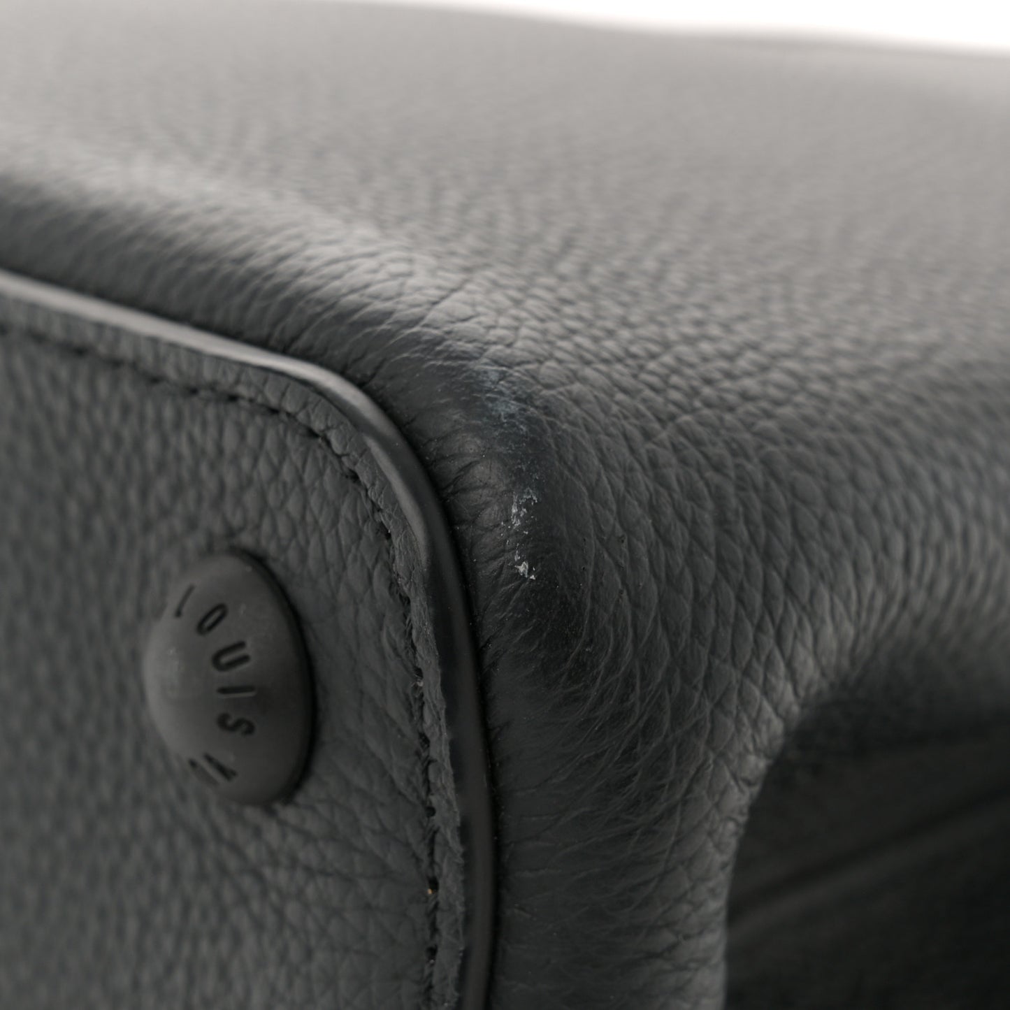 Taurillon Capucines BB Matte Black