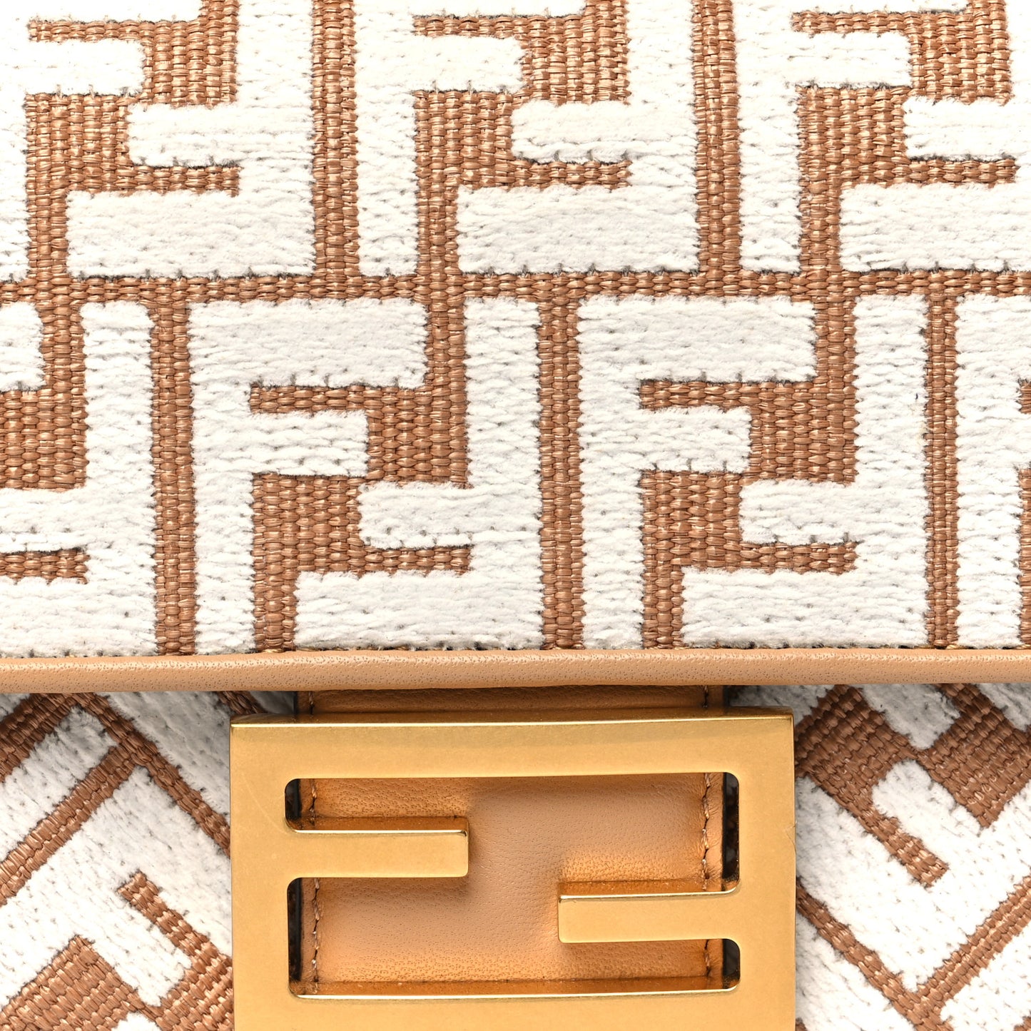 Raffia Chenille Vitello FF Midi Chain Baguette Naturale White