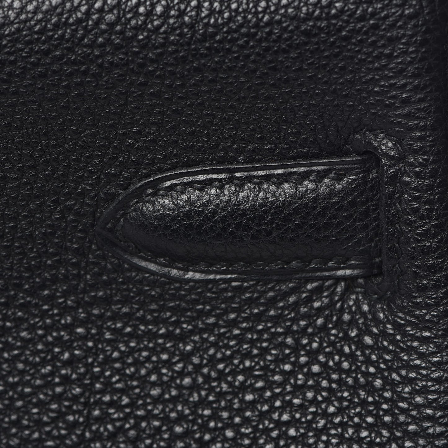 Togo Kelly Retourne 35 Black