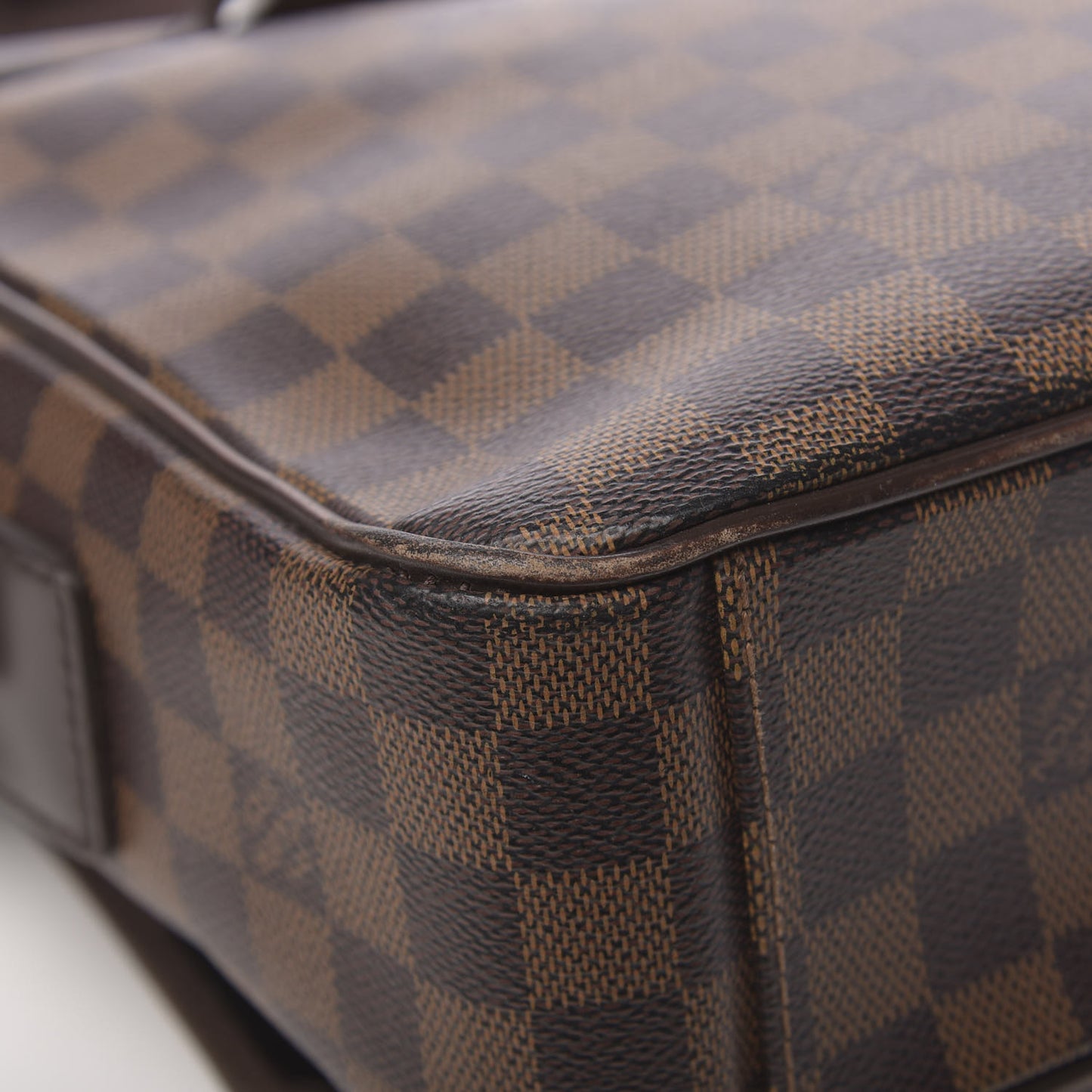 Damier Ebene Shelton MM