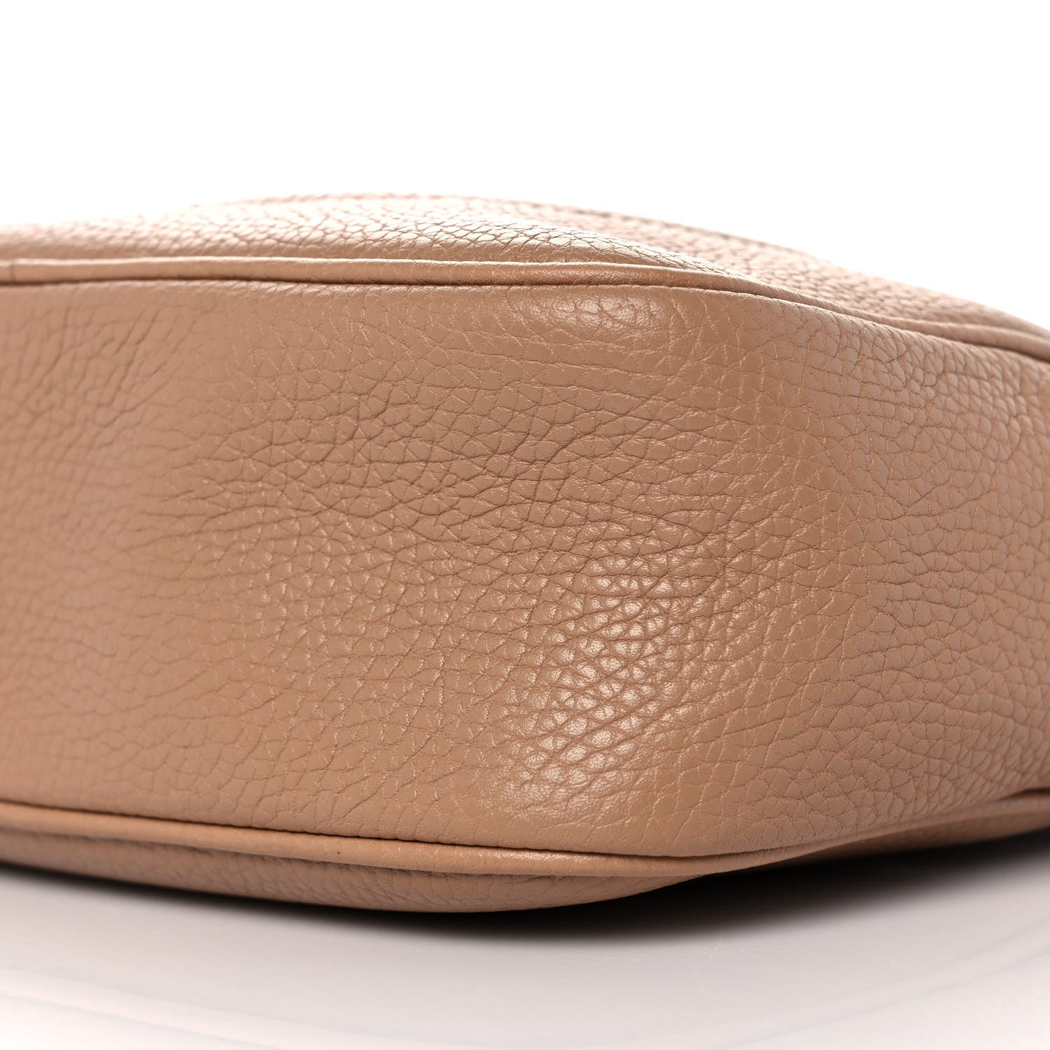 Gucci Pebbled Calfskin Small Soho Disco Bag Camelia 9 of 9
