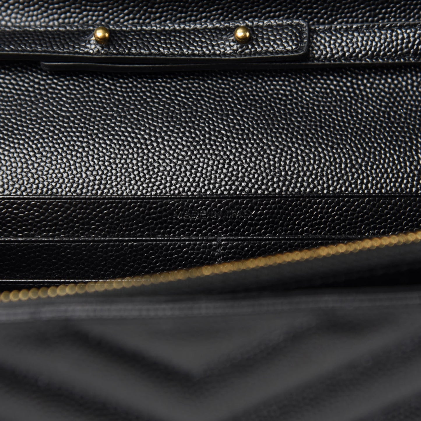 Grain De Poudre Matelasse Chevron Monogram Chain Wallet Black
