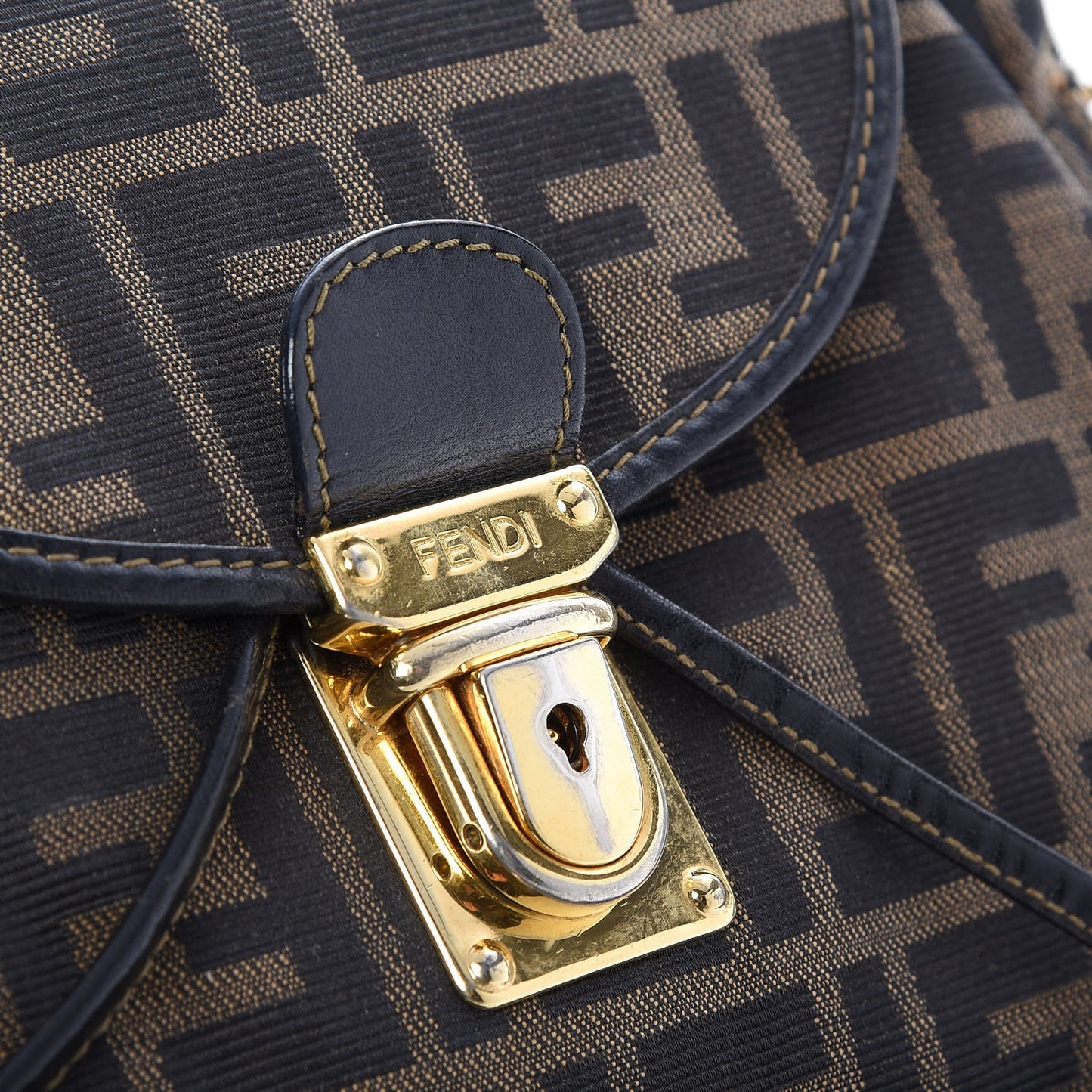 Zucca Drawstring Flap Backpack Tobacco