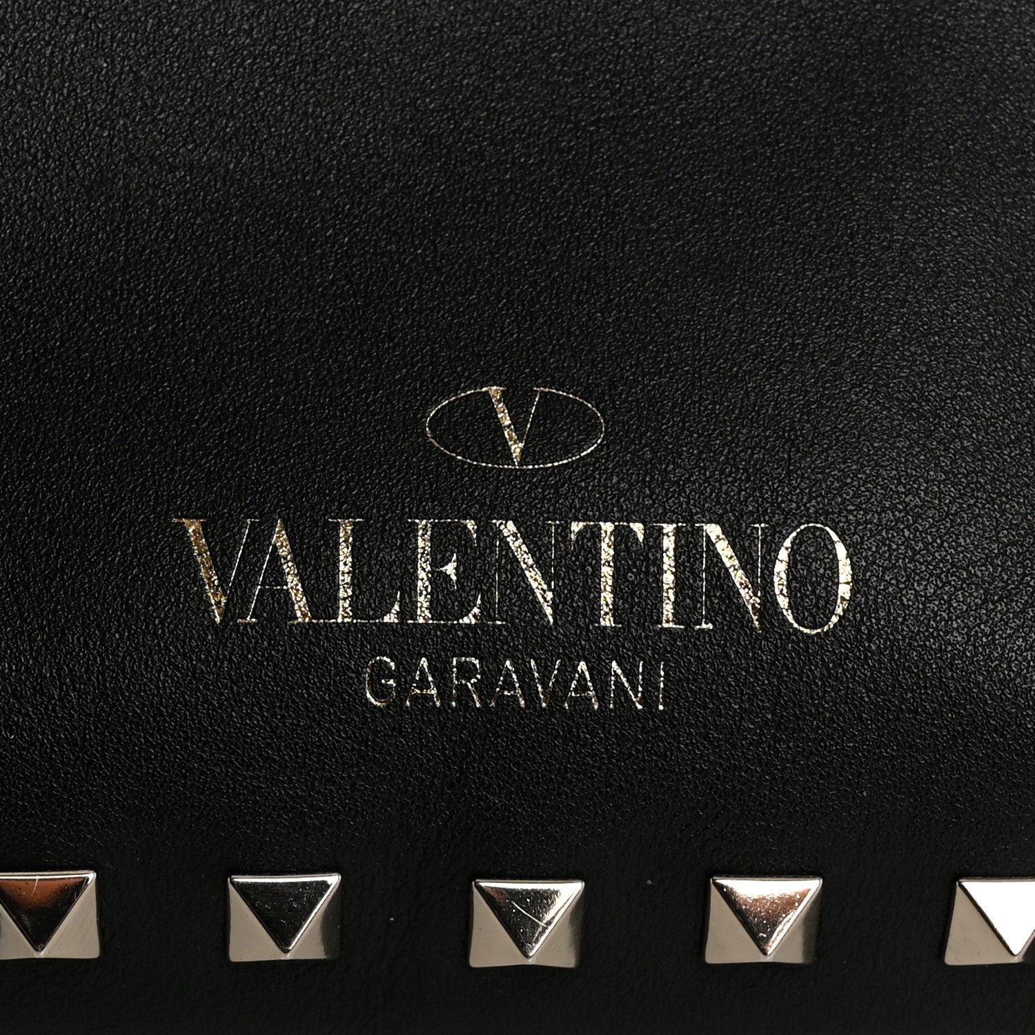 Valentino Garavani Vitello Large Rockstud Zip Wristlet Pouch Black 9 of 13