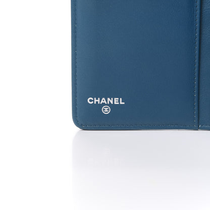 Chanel Patent CC Trousse Maquil Yen Wallet Blue 5 of 7