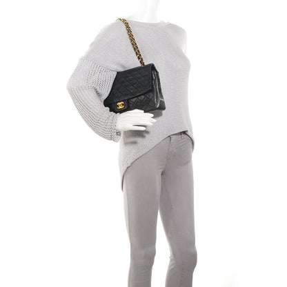Chanel Lambskin Medium Single Flap Black 2 of 8