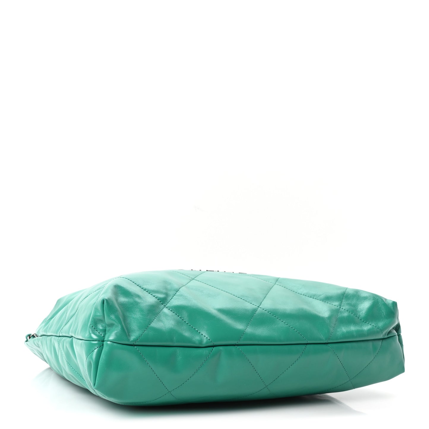 Shiny Calfskin Quilted Chanel 22 Green