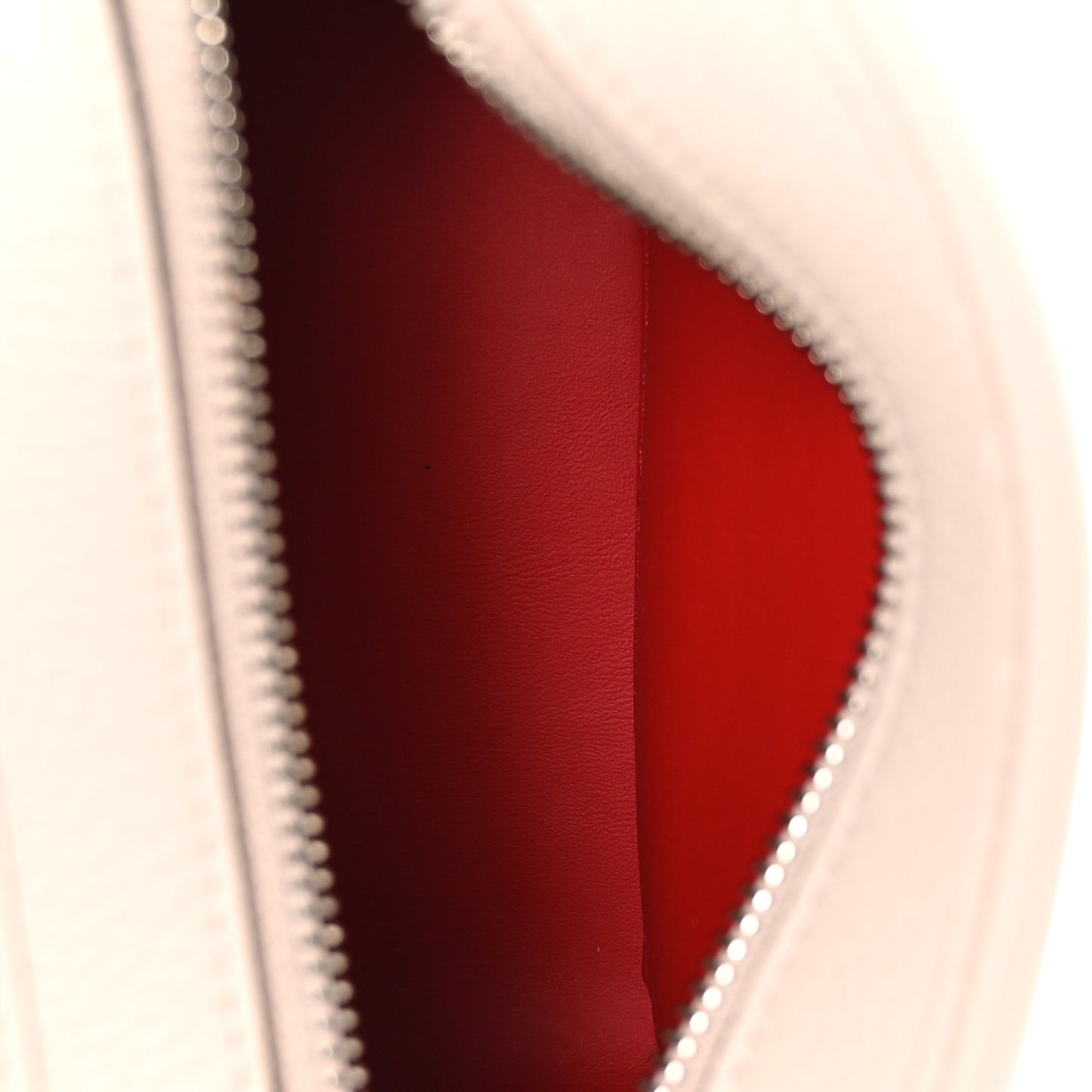Calfskin Mini Radioloubi Pink