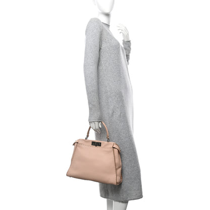 Fendi Cuoio Romano Selleria Bi-Color Medium Peekaboo Iconic Satchel Rosa Plaster Pesca 2 of 16