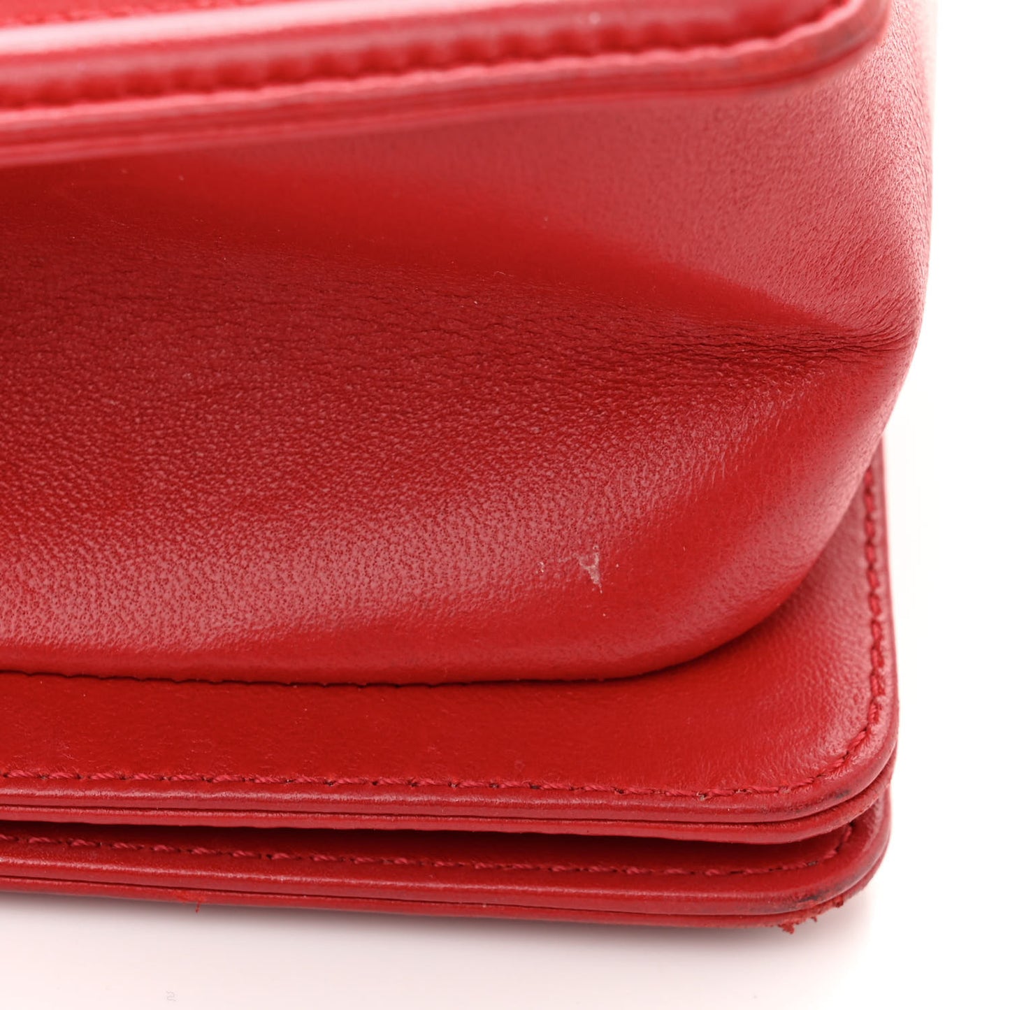 Lambskin Quilted Medium Boy Flap Red