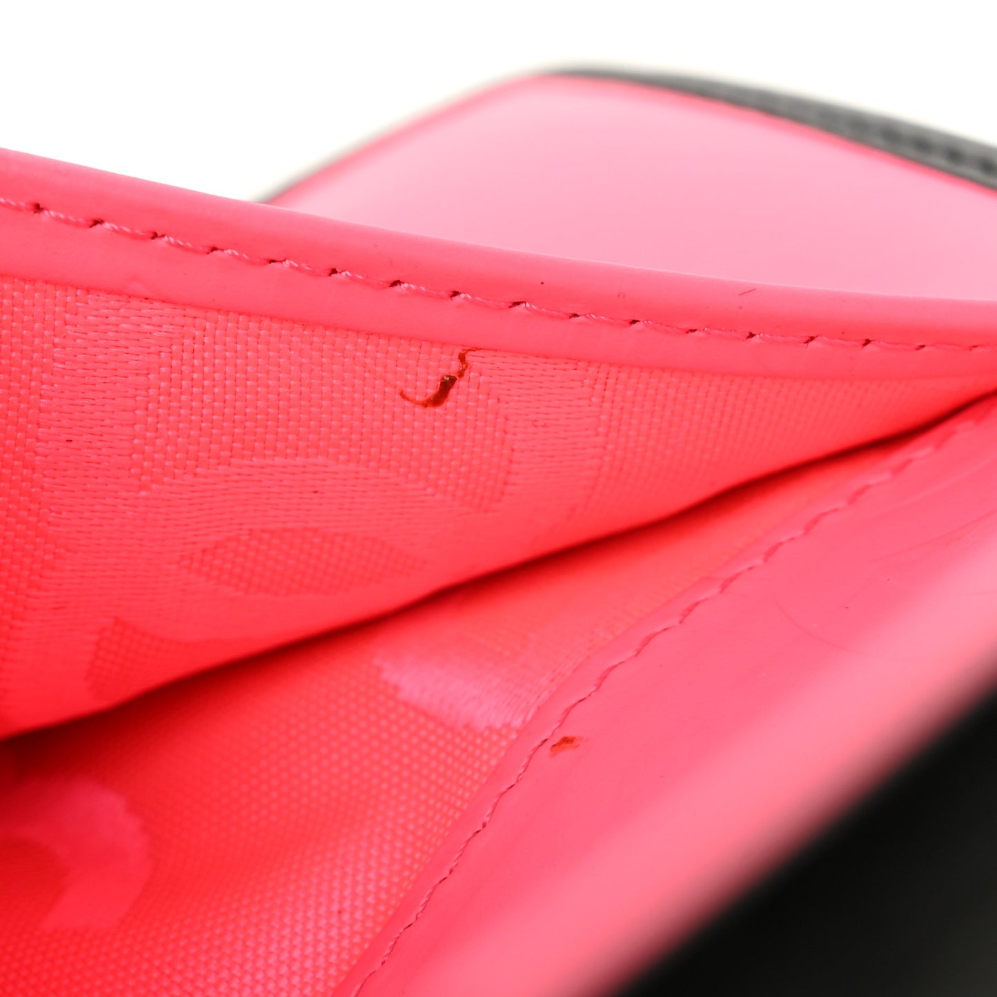 Calfskin Cambon Zipped Pocket Wallet Black