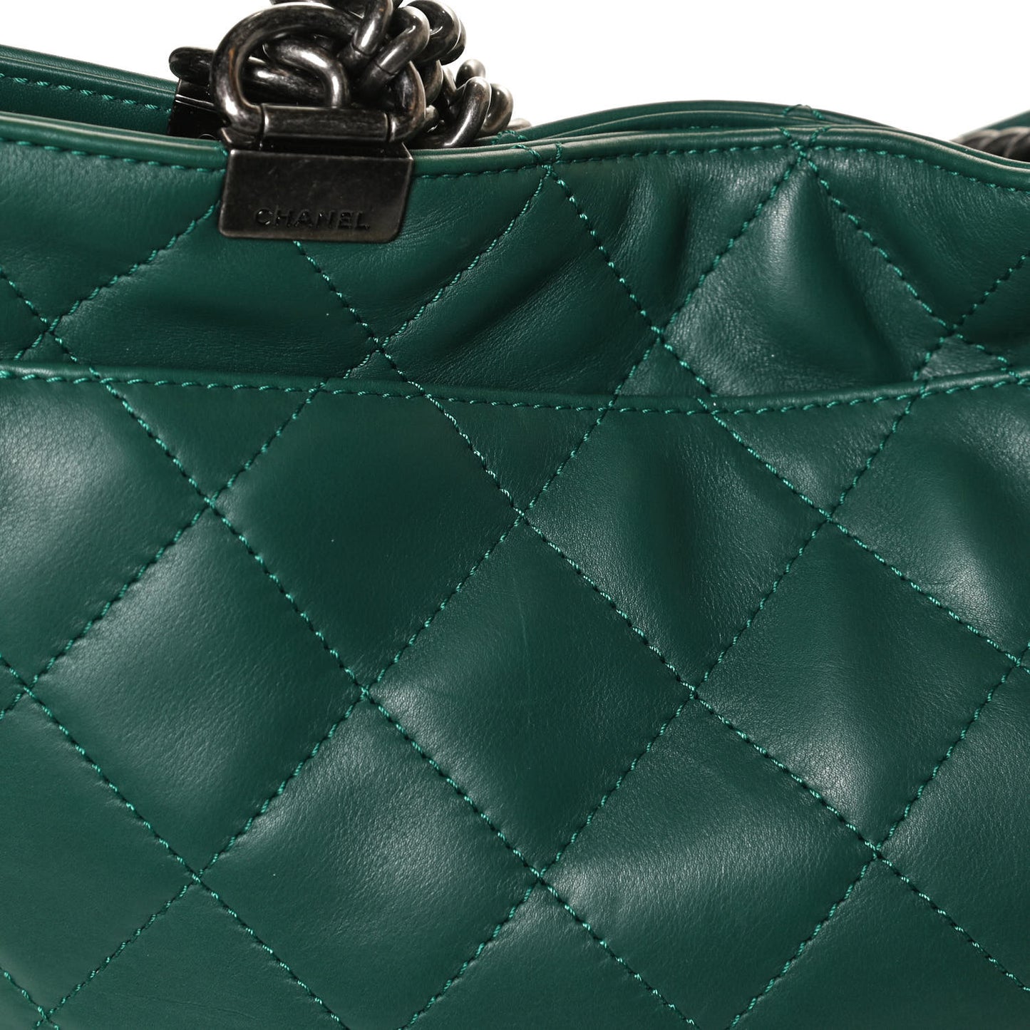 Calfskin Quilted Large Shopping In Chains Tote Green
