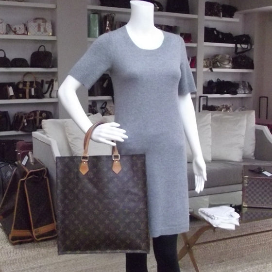 Louis Vuitton Monogram Sac Plat 2 of 8