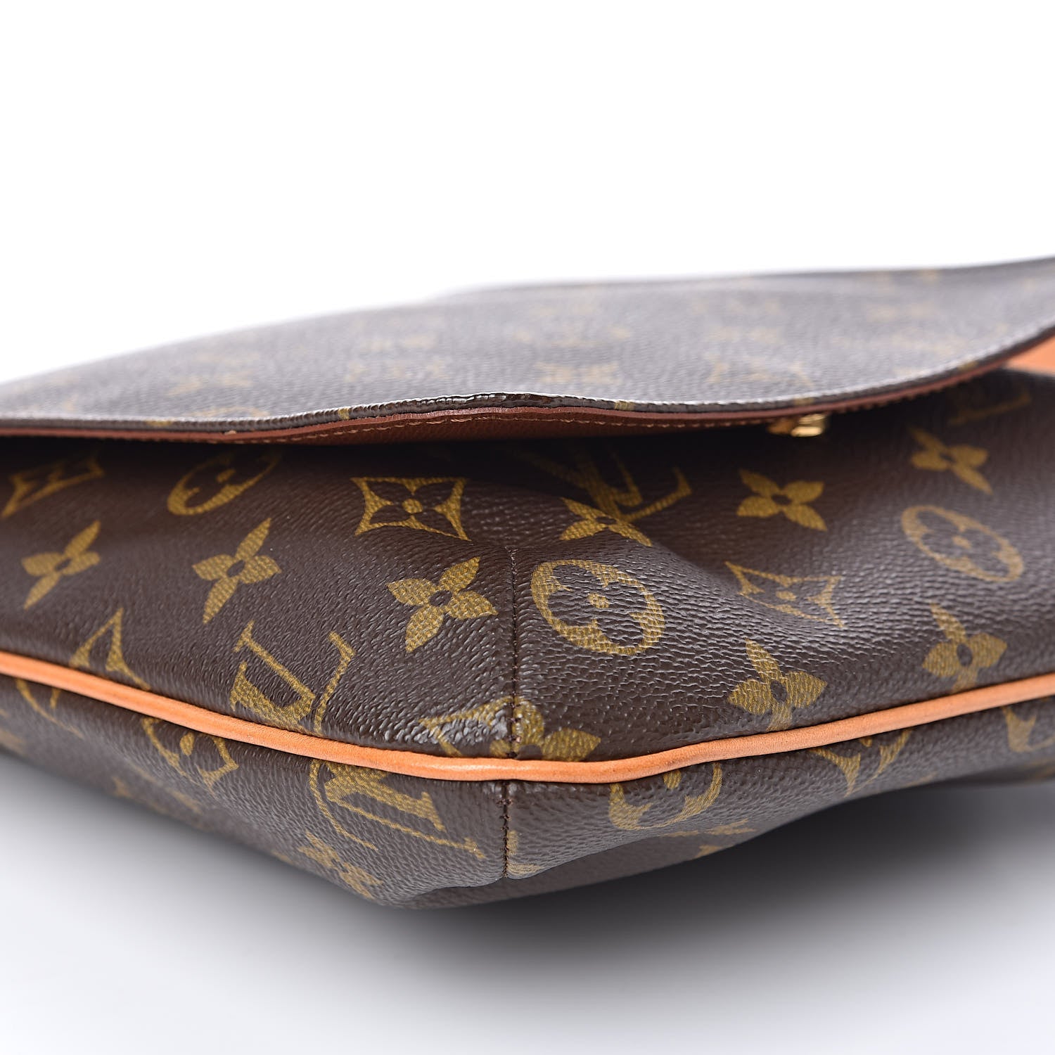 Louis Vuitton Monogram Musette Salsa 7 of 9