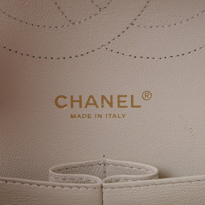 Chanel Caviar Quilted Jumbo Double Flap White 6 of 14